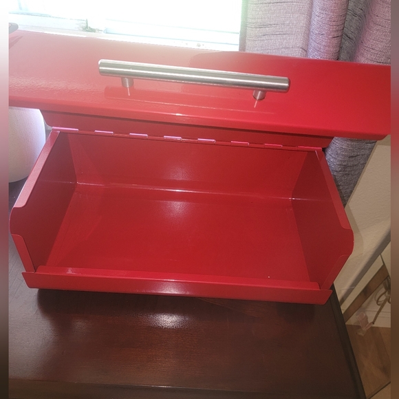 Bread Box - Picture 2 of 4